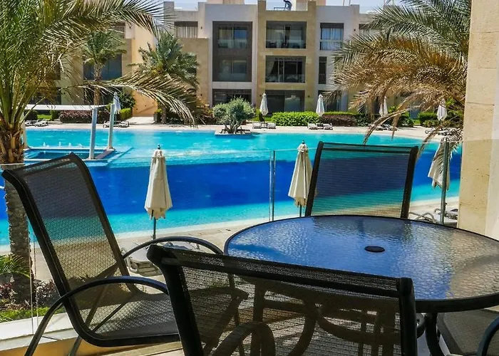 شقة 2bedroom Overlooking The Pool Mangrovy